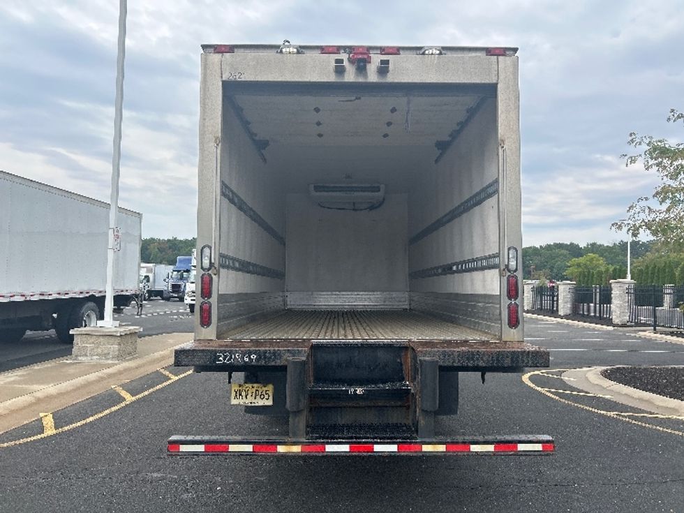 Refrigerated Truck-Light and Medium Duty Trucks-Isuzu-2021-NPRXD-Dayton-NJ-117,353\n\t\tmiles-$ 53,750 - Image 8