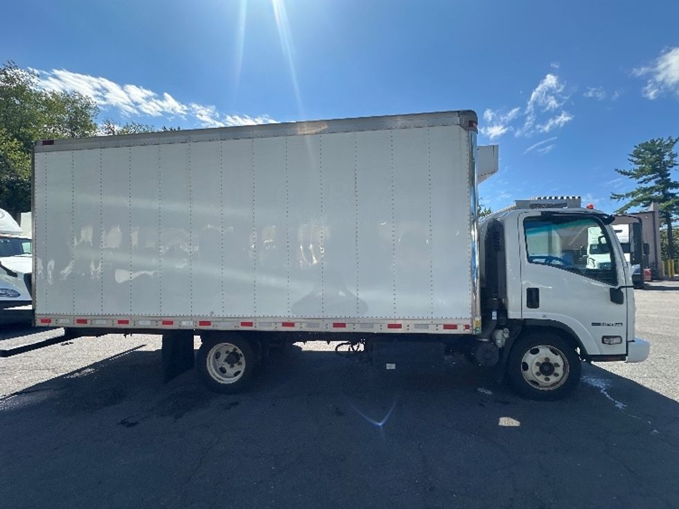 Refrigerated Truck-Light and Medium Duty Trucks-Isuzu-2021-NPRXD-Dayton-NJ-119,901\n\t\tmiles-$ 52,750 - Image 15