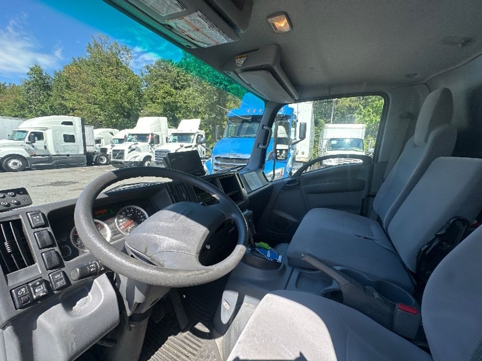 Refrigerated Truck-Light and Medium Duty Trucks-Isuzu-2021-NPRXD-Dayton-NJ-119,901\n\t\tmiles-$ 52,750 - Image 17