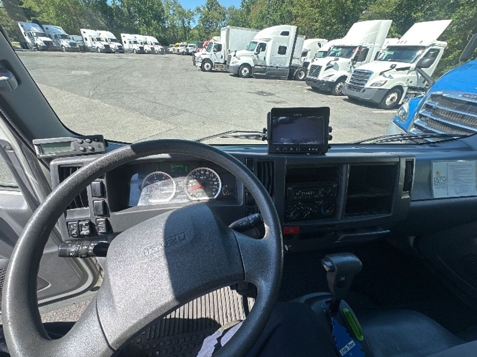 Refrigerated Truck-Light and Medium Duty Trucks-Isuzu-2021-NPRXD-Dayton-NJ-119,901\n\t\tmiles-$ 52,750 - Image 18