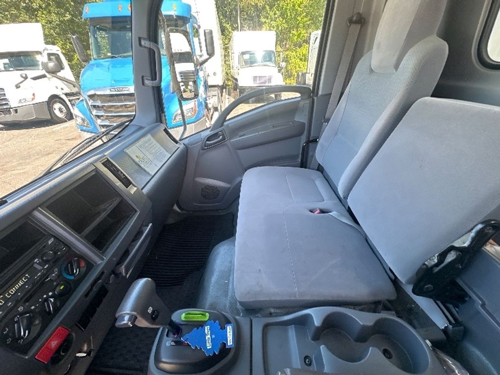 Refrigerated Truck-Light and Medium Duty Trucks-Isuzu-2021-NPRXD-Dayton-NJ-119,901\n\t\tmiles-$ 52,750 - Image 19