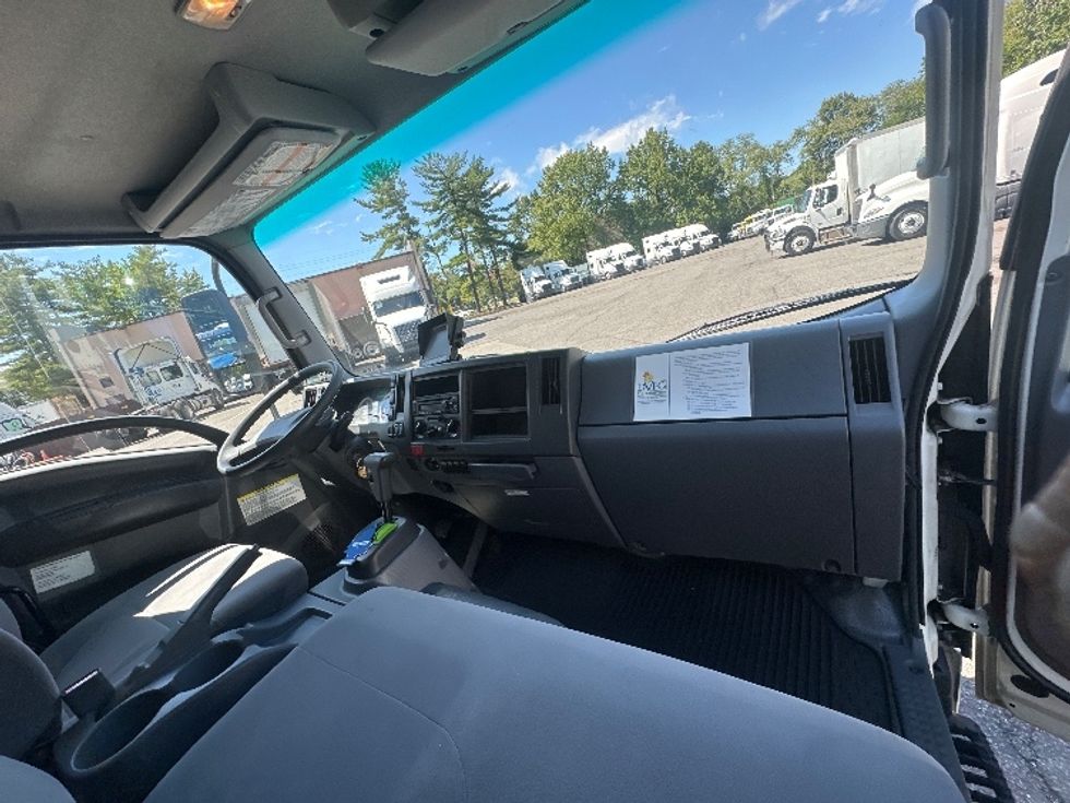 Refrigerated Truck-Light and Medium Duty Trucks-Isuzu-2021-NPRXD-Dayton-NJ-119,901\n\t\tmiles-$ 52,750 - Image 21