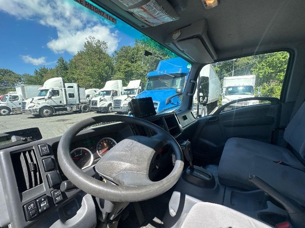 Refrigerated Truck-Light and Medium Duty Trucks-Isuzu-2021-NPRXD-Dayton-NJ-132,459\n\t\tmiles-$ 50,250 - Image 17