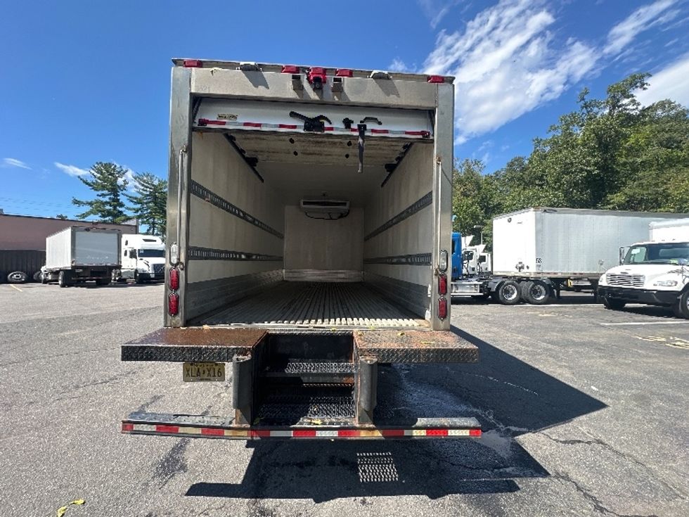 Refrigerated Truck-Light and Medium Duty Trucks-Isuzu-2021-NPRXD-Dayton-NJ-132,459\n\t\tmiles-$ 50,250 - Image 8