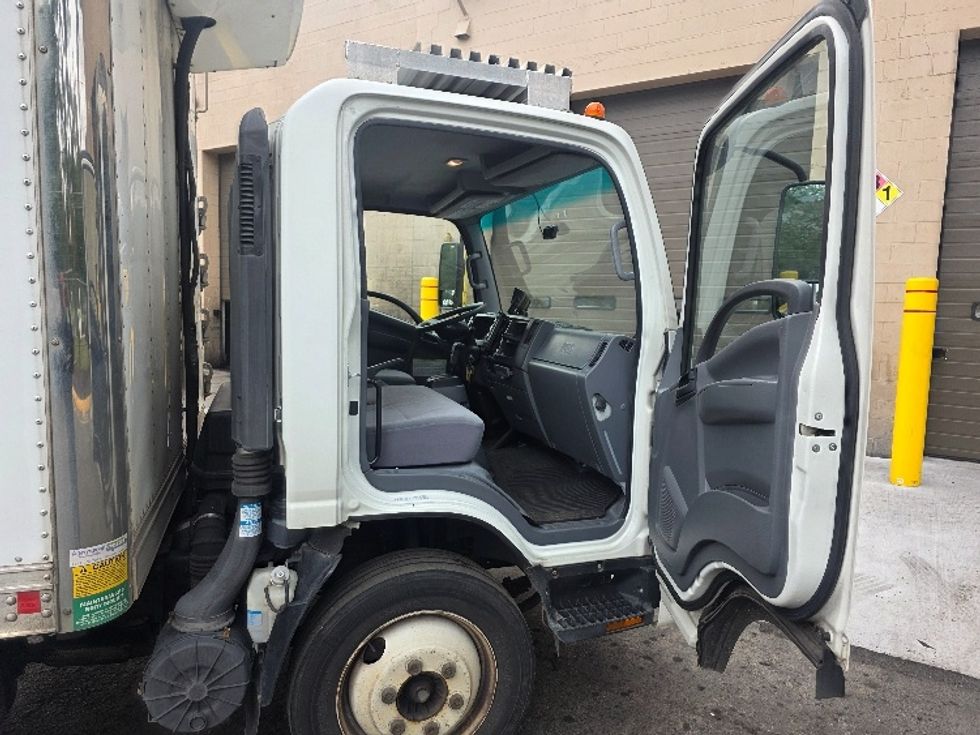 Refrigerated Truck-Light and Medium Duty Trucks-Isuzu-2021-NPRXD-Dayton-NJ-140,946\n\t\tmiles-$ 45,750 - Image 20