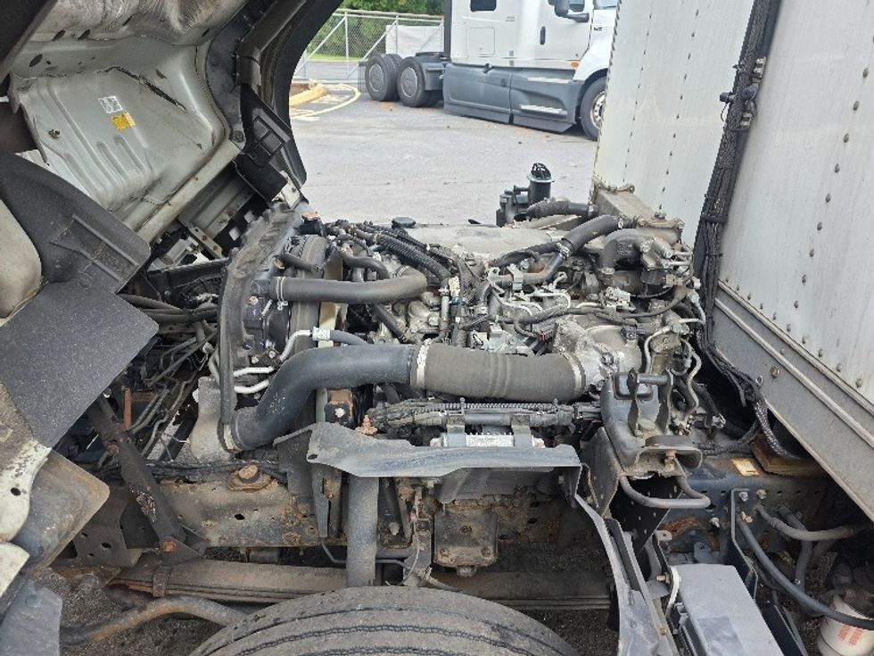 Refrigerated Truck-Light and Medium Duty Trucks-Isuzu-2021-NPRXD-Dayton-NJ-140,946\n\t\tmiles-$ 45,750 - Image 24