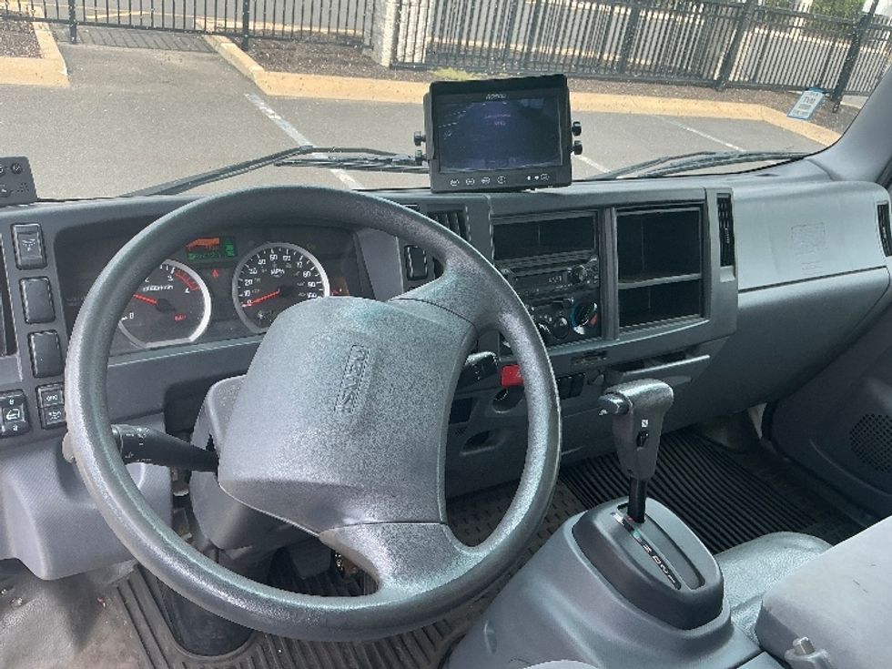 Refrigerated Truck-Light and Medium Duty Trucks-Isuzu-2021-NPRXD-Dayton-NJ-142,675\n\t\tmiles-$ 48,250 - Image 17