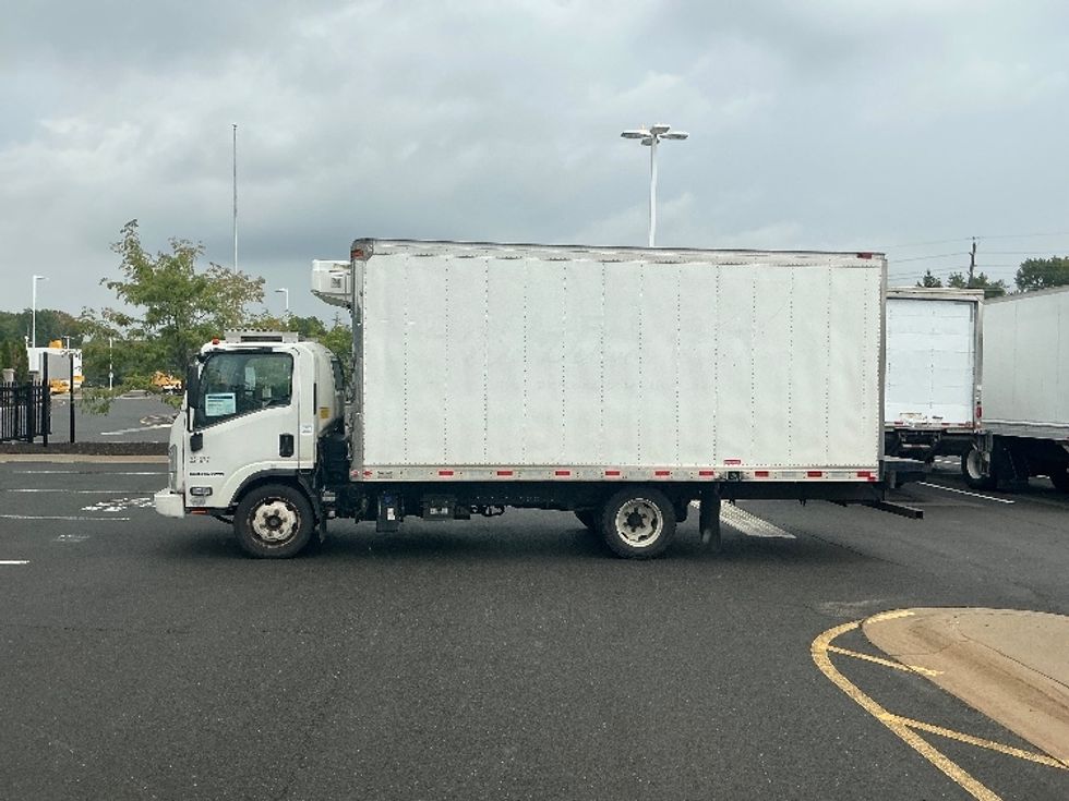 Refrigerated Truck-Light and Medium Duty Trucks-Isuzu-2021-NPRXD-Dayton-NJ-142,675\n\t\tmiles-$ 48,250 - Image 4