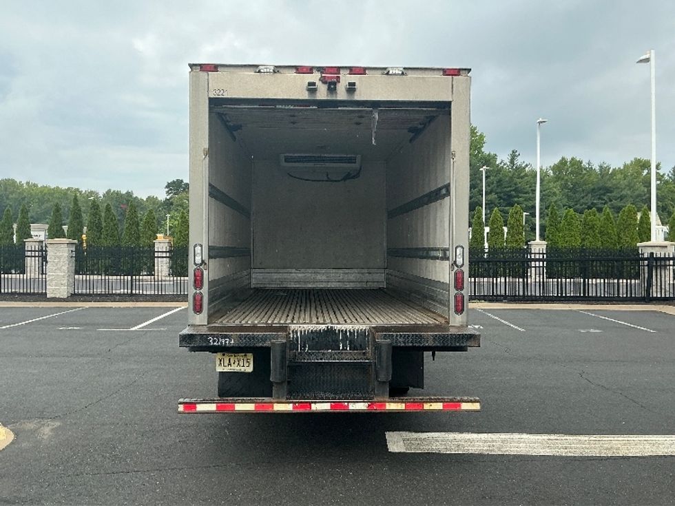 Refrigerated Truck-Light and Medium Duty Trucks-Isuzu-2021-NPRXD-Dayton-NJ-142,675\n\t\tmiles-$ 48,250 - Image 8