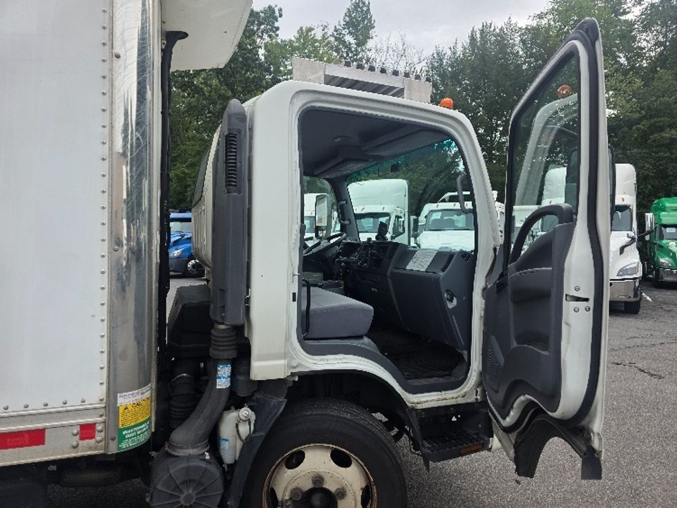 Refrigerated Truck-Light and Medium Duty Trucks-Isuzu-2021-NPRXD-Edison-NJ-106,137\n\t\tmiles-$ 52,000 - Image 20