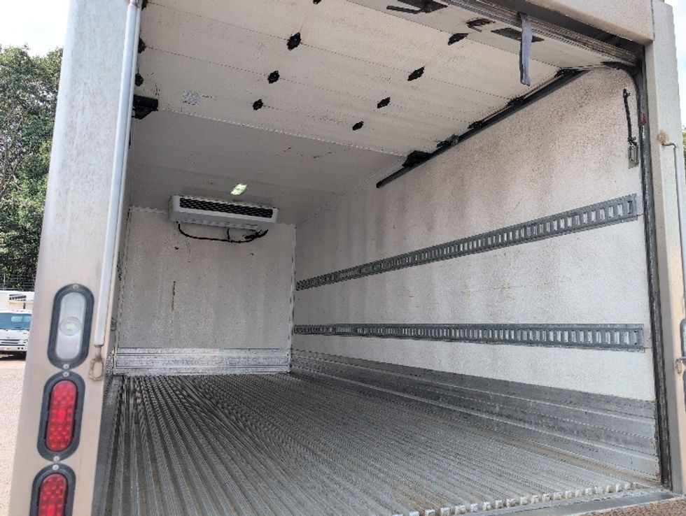 Refrigerated Truck-Light and Medium Duty Trucks-Isuzu-2021-NPRXD-Edison-NJ-117,092\n\t\tmiles-$ 53,750 - Image 12