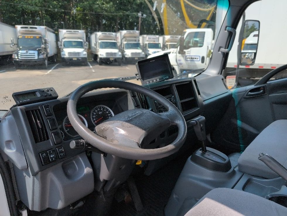 Refrigerated Truck-Light and Medium Duty Trucks-Isuzu-2021-NPRXD-Edison-NJ-117,092\n\t\tmiles-$ 53,750 - Image 17