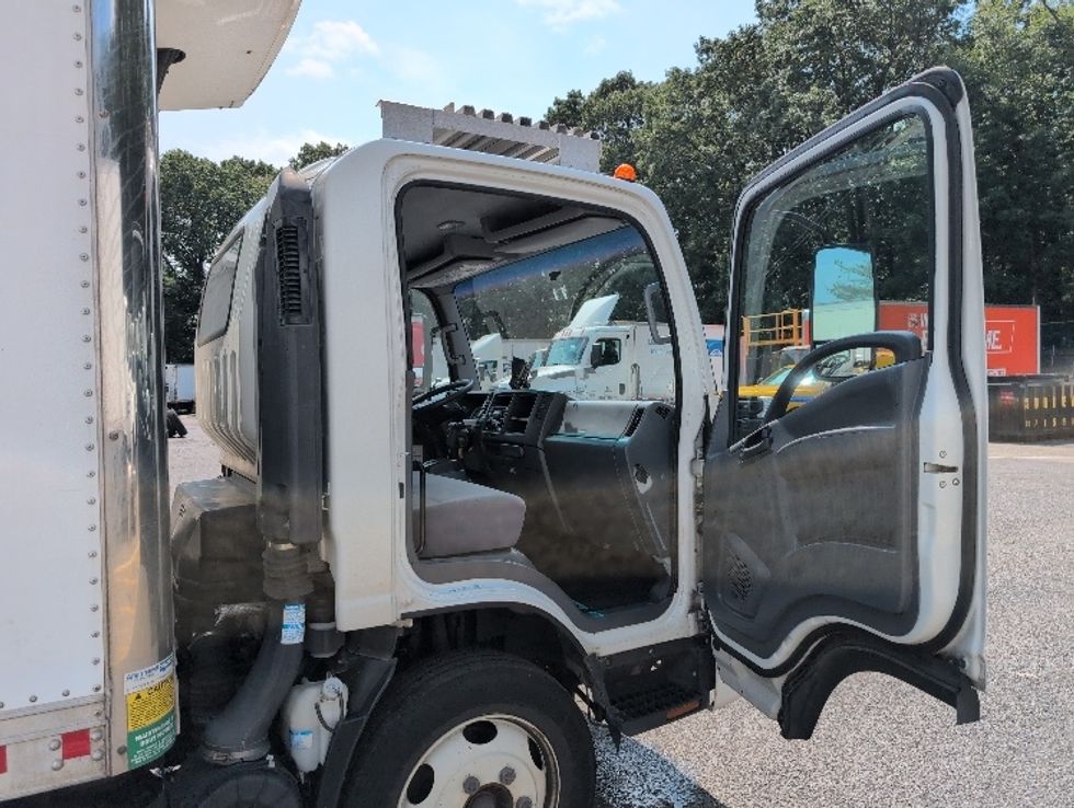 Refrigerated Truck-Light and Medium Duty Trucks-Isuzu-2021-NPRXD-Edison-NJ-117,092\n\t\tmiles-$ 53,750 - Image 20