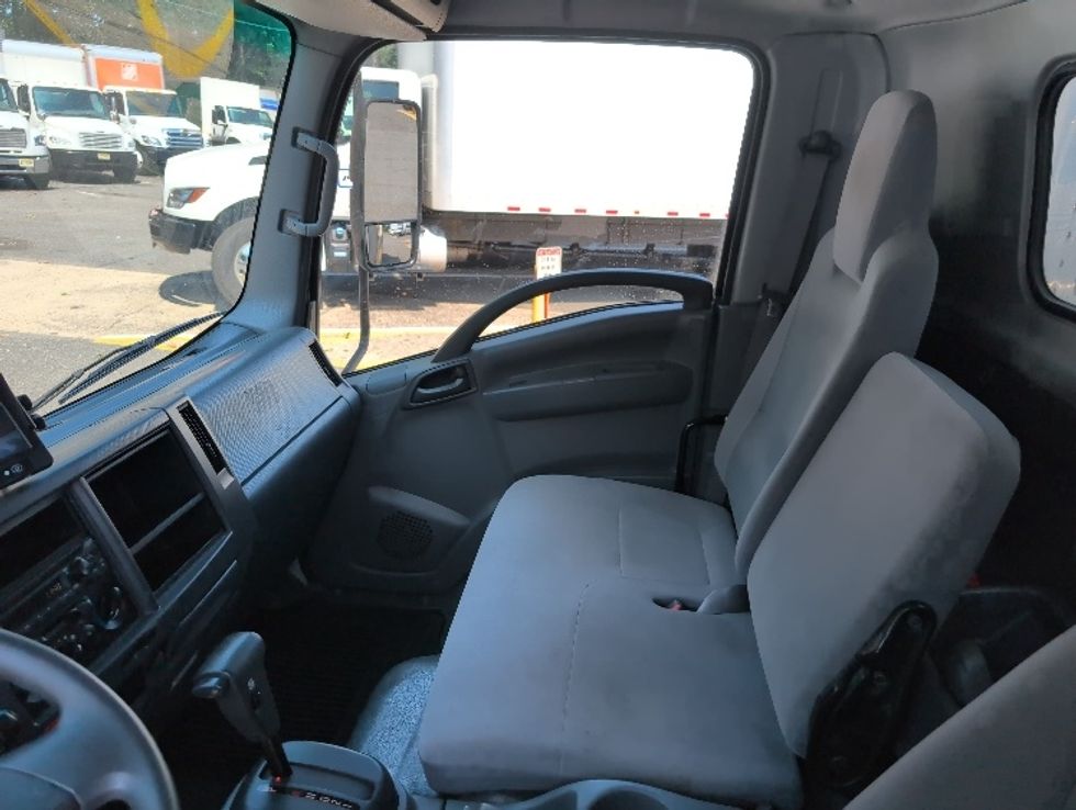 Refrigerated Truck-Light and Medium Duty Trucks-Isuzu-2021-NPRXD-Edison-NJ-132,352\n\t\tmiles-$ 47,750 - Image 19