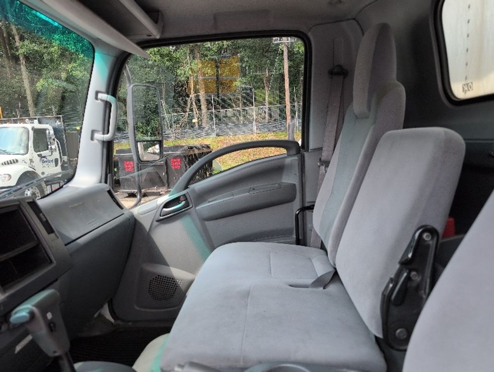 Refrigerated Truck-Light and Medium Duty Trucks-Isuzu-2021-NPRXD-Edison-NJ-136,963\n\t\tmiles-$ 46,750 - Image 19