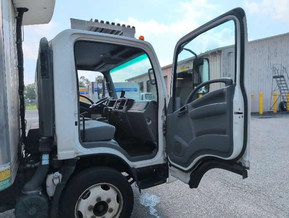 Refrigerated Truck-Light and Medium Duty Trucks-Isuzu-2021-NPRXD-Edison-NJ-136,963\n\t\tmiles-$ 46,750 - Image 20