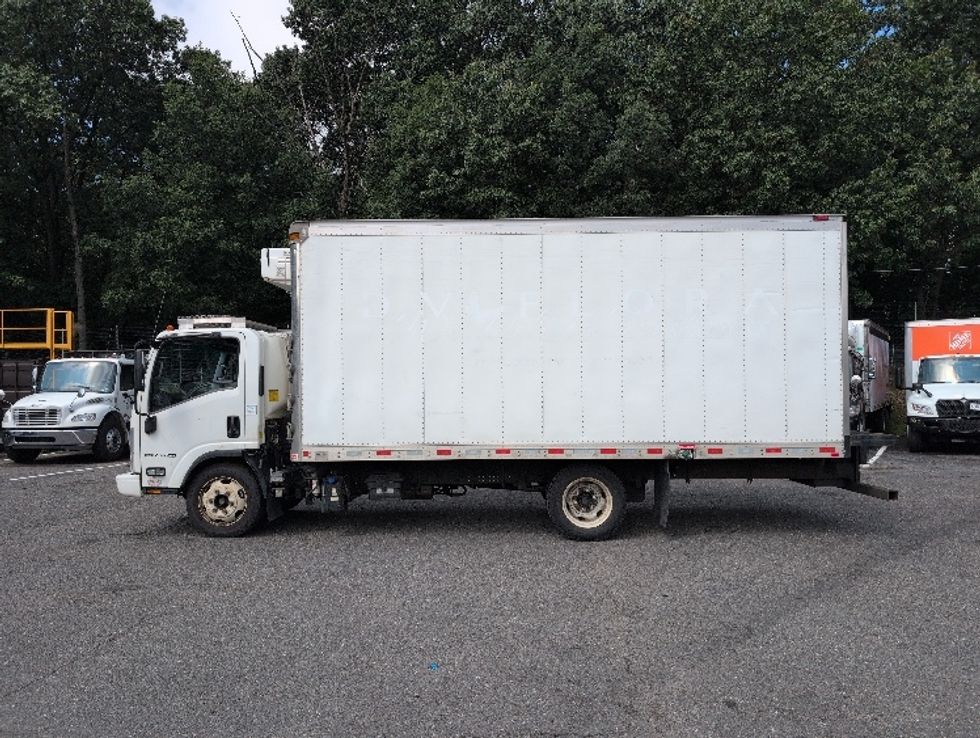 Refrigerated Truck-Light and Medium Duty Trucks-Isuzu-2021-NPRXD-Edison-NJ-136,963\n\t\tmiles-$ 46,750 - Image 4