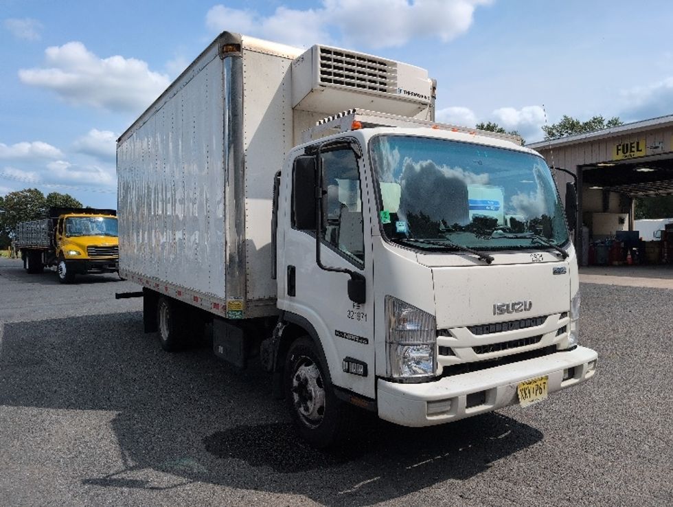 Refrigerated Truck-Light and Medium Duty Trucks-Isuzu-2021-NPRXD-Edison-NJ-97,474\n\t\tmiles-$ 56,000 - Image 1