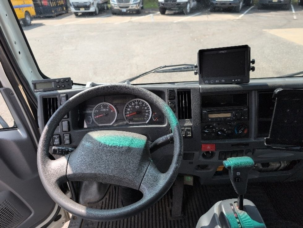 Refrigerated Truck-Light and Medium Duty Trucks-Isuzu-2021-NPRXD-Edison-NJ-97,474\n\t\tmiles-$ 56,000 - Image 18