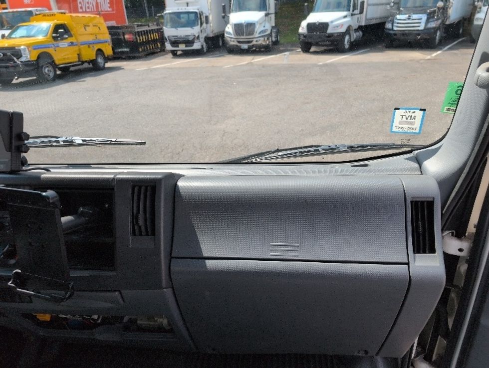 Refrigerated Truck-Light and Medium Duty Trucks-Isuzu-2021-NPRXD-Edison-NJ-97,474\n\t\tmiles-$ 56,000 - Image 21