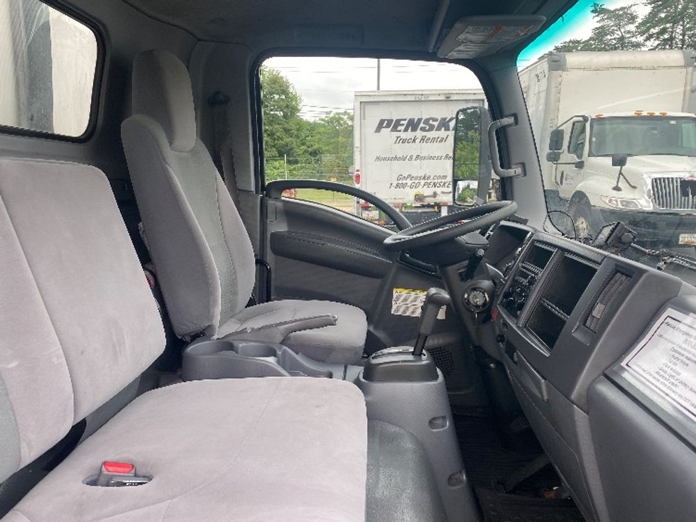Refrigerated Truck-Light and Medium Duty Trucks-Isuzu-2021-NPRXD-Essex-MD-132,444\n\t\tmiles-$ 47,750 - Image 22