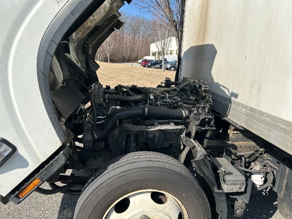 Refrigerated Truck-Light and Medium Duty Trucks-Isuzu-2021-NPRXD-Fitchburg-MA-126,552\n\t\tmiles-$ 47,250 - Image 23