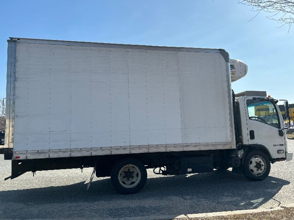 Refrigerated Truck-Light and Medium Duty Trucks-Isuzu-2021-NPRXD-Fitchburg-MA-126,552\n\t\tmiles-$ 47,250 - Image 4