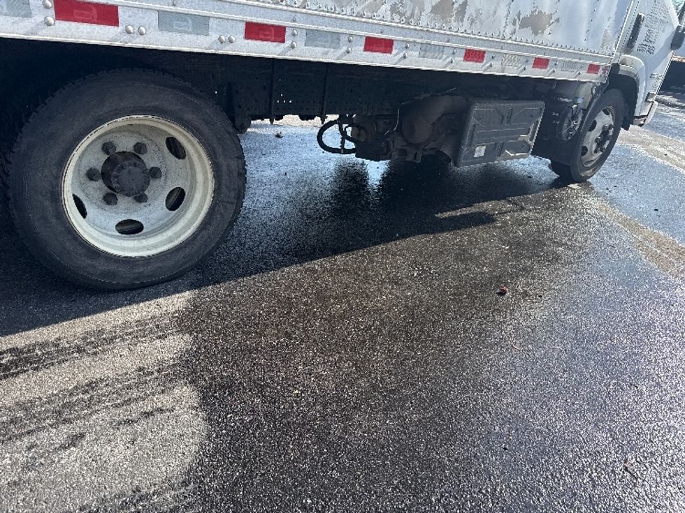 Refrigerated Truck-Light and Medium Duty Trucks-Isuzu-2021-NPRXD-Jessup-MD-158,442\n\t\tmiles-$ 42,250 - Image 13