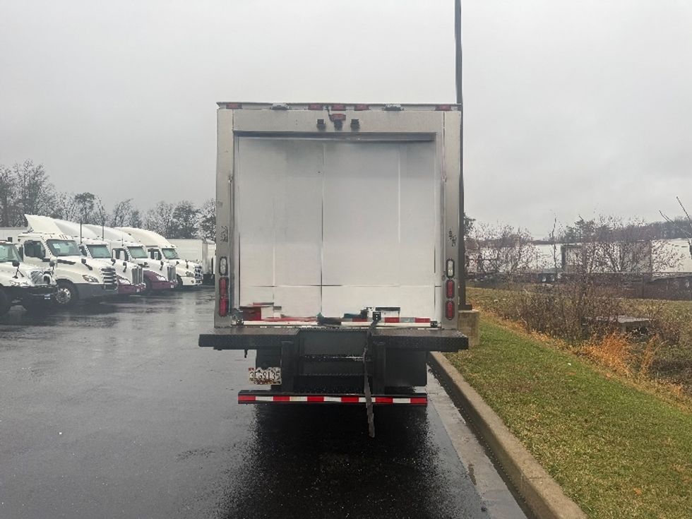 Refrigerated Truck-Light and Medium Duty Trucks-Isuzu-2021-NPRXD-Jessup-MD-179,030\n\t\tmiles-$ 37,750 - Image 7