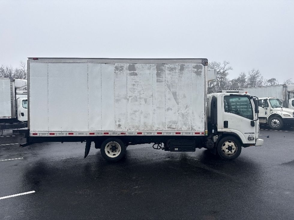 Refrigerated Truck-Light and Medium Duty Trucks-Isuzu-2021-NPRXD-Jessup-MD-185,488\n\t\tmiles-$ 36,250 - Image 14