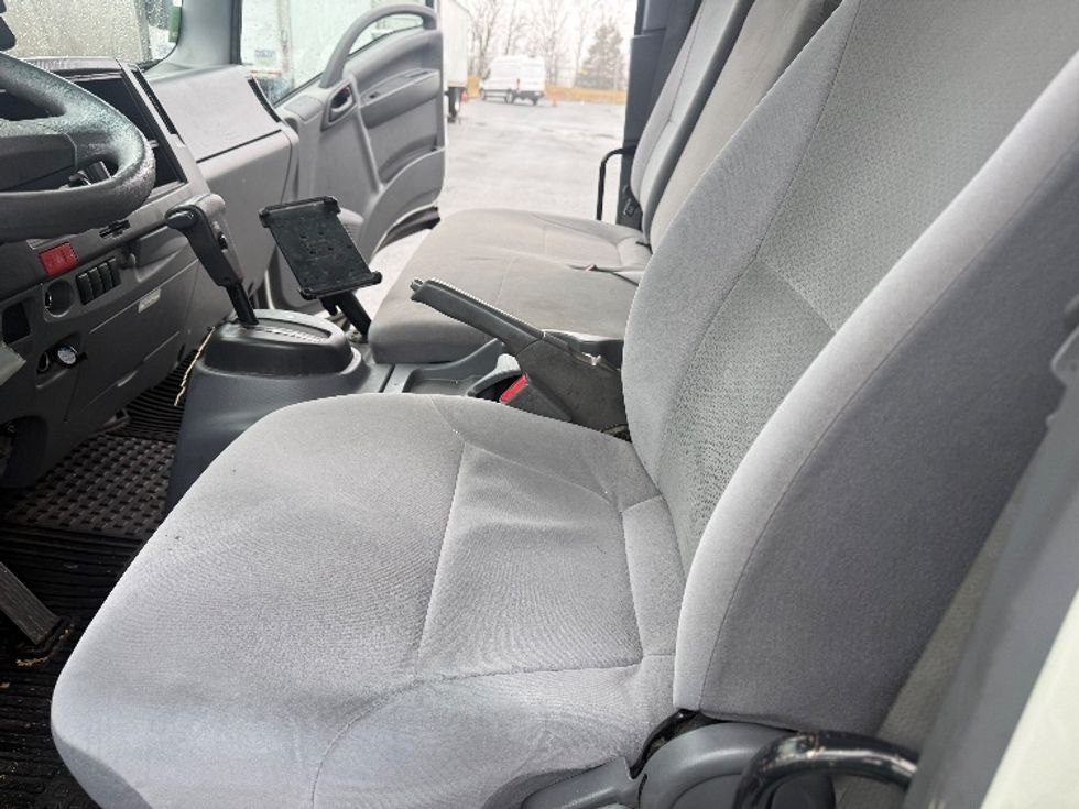 Refrigerated Truck-Light and Medium Duty Trucks-Isuzu-2021-NPRXD-Jessup-MD-185,488\n\t\tmiles-$ 36,250 - Image 17