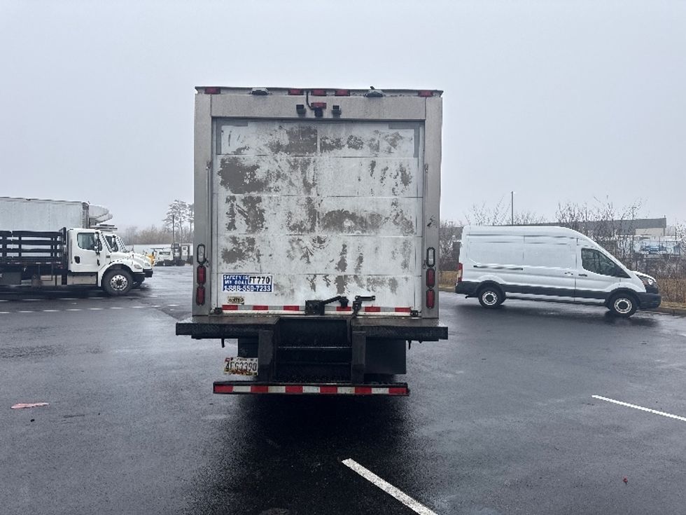 Refrigerated Truck-Light and Medium Duty Trucks-Isuzu-2021-NPRXD-Jessup-MD-185,488\n\t\tmiles-$ 36,250 - Image 7