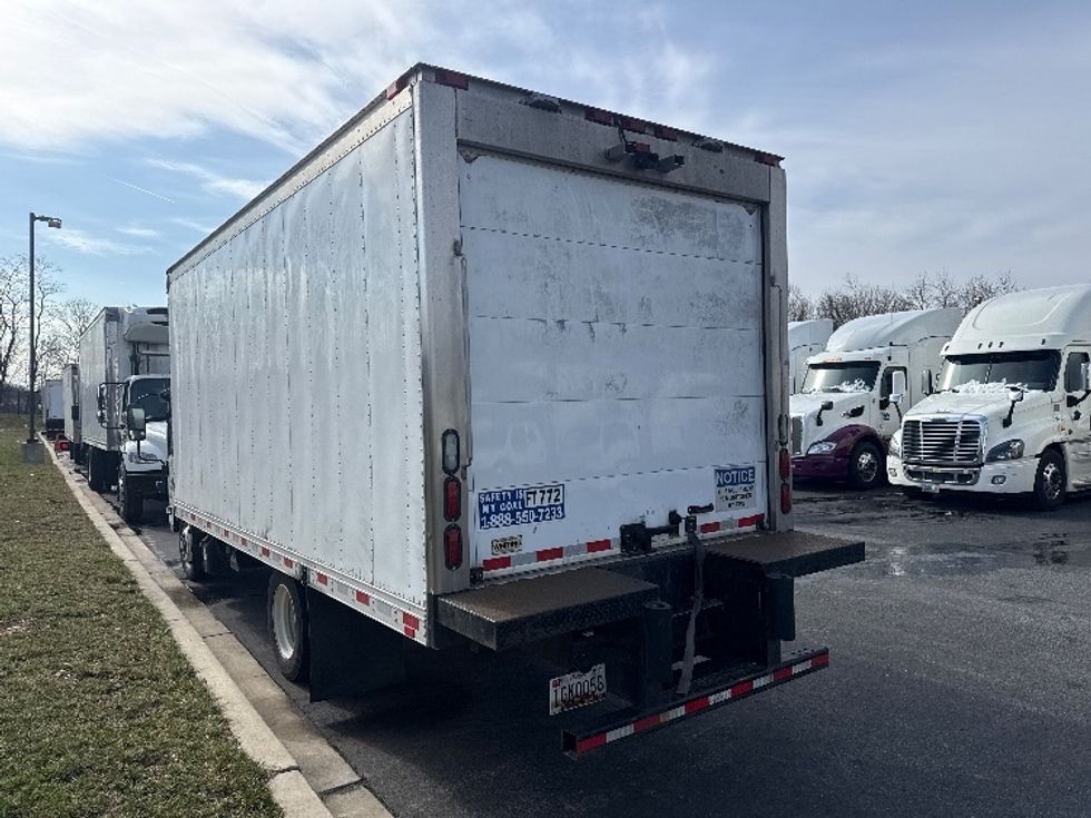 Refrigerated Truck-Light and Medium Duty Trucks-Isuzu-2021-NPRXD-Jessup-MD-196,104\n\t\tmiles-$ 34,000 - Image 6