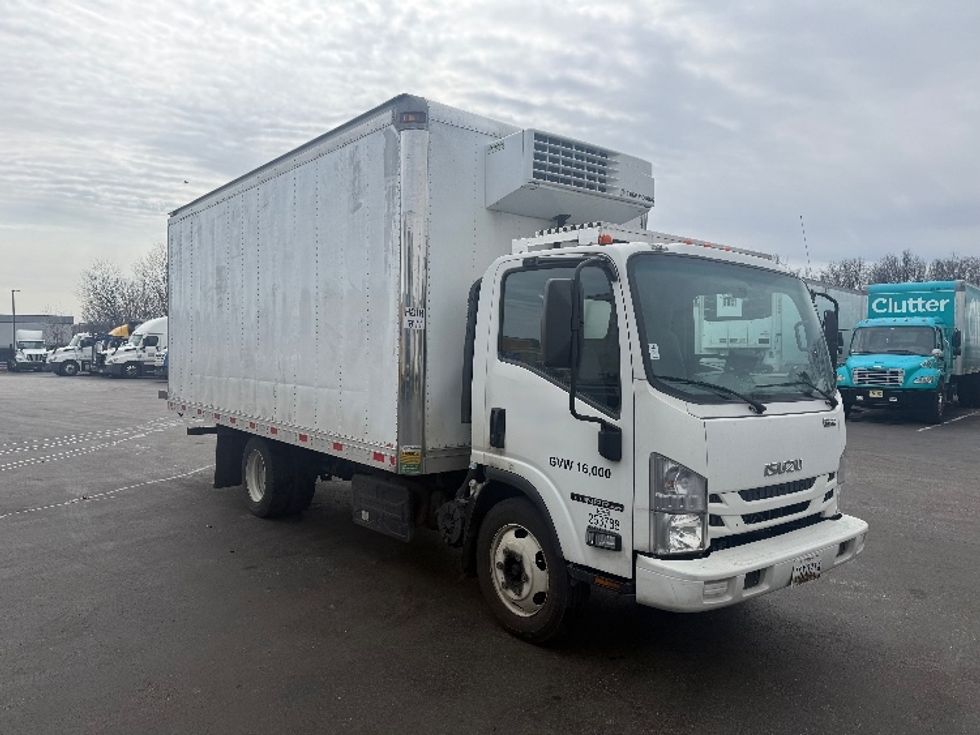 Refrigerated Truck-Light and Medium Duty Trucks-Isuzu-2021-NPRXD-Jessup-MD-197,852\n\t\tmiles-$ 33,750 - Image 1