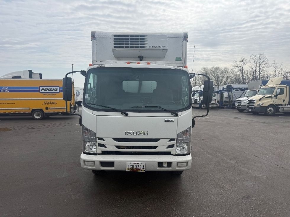Refrigerated Truck-Light and Medium Duty Trucks-Isuzu-2021-NPRXD-Jessup-MD-197,852\n\t\tmiles-$ 33,750 - Image 2