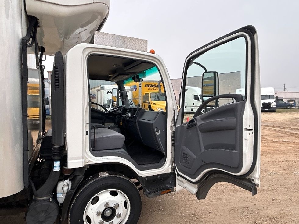 Refrigerated Truck-Light and Medium Duty Trucks-Isuzu-2021-NPRXD-Katy-TX-161,403\n\t\tmiles-$ 45,500 - Image 19