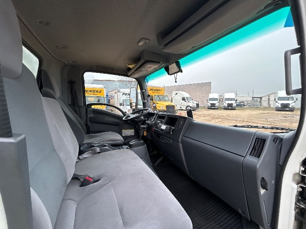 Refrigerated Truck-Light and Medium Duty Trucks-Isuzu-2021-NPRXD-Katy-TX-161,403\n\t\tmiles-$ 45,500 - Image 21