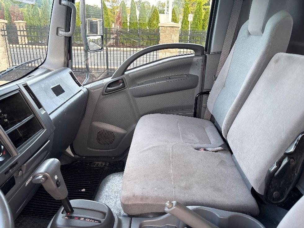 Refrigerated Truck-Light and Medium Duty Trucks-Isuzu-2021-NPRXD-Monmouth Junction-NJ-118,923\n\t\tmiles-$ 52,750 - Image 18