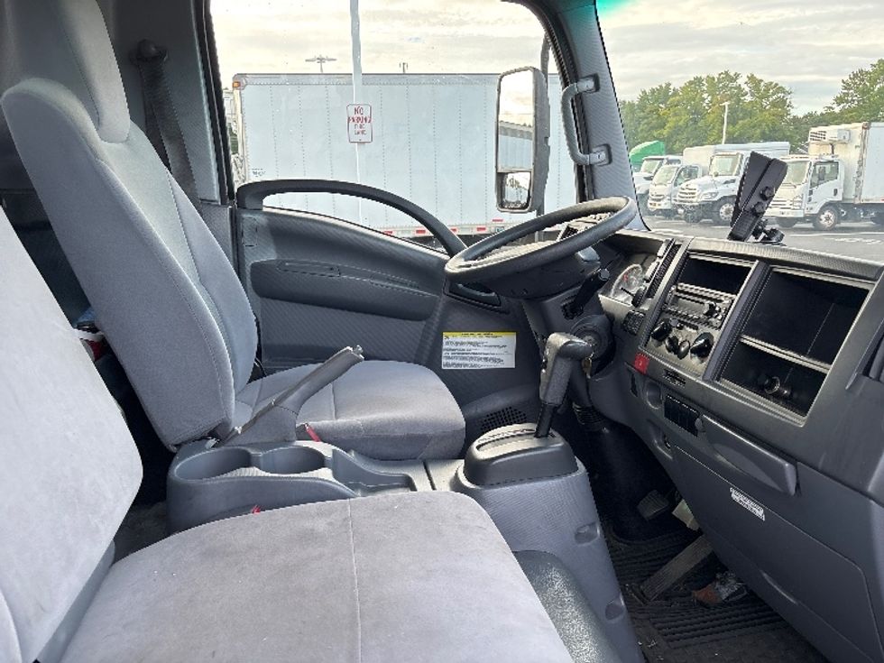 Refrigerated Truck-Light and Medium Duty Trucks-Isuzu-2021-NPRXD-Monmouth Junction-NJ-118,923\n\t\tmiles-$ 52,750 - Image 21