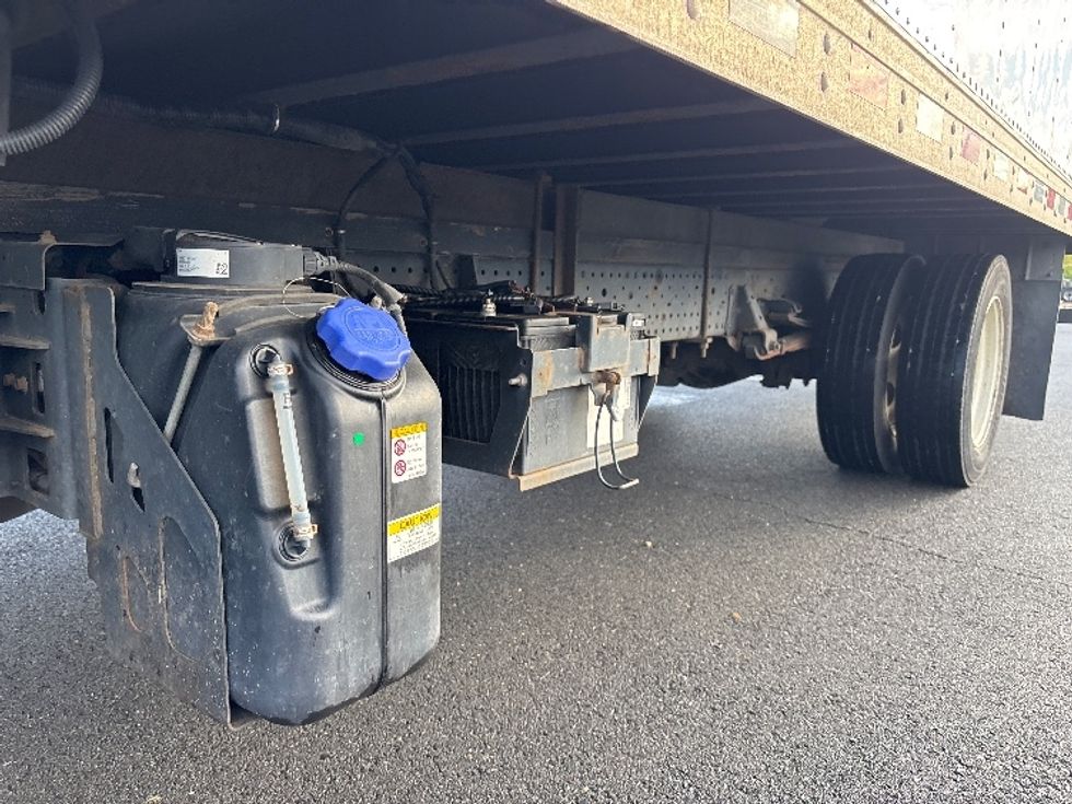 Refrigerated Truck-Light and Medium Duty Trucks-Isuzu-2021-NPRXD-Monmouth Junction-NJ-118,923\n\t\tmiles-$ 52,750 - Image 5