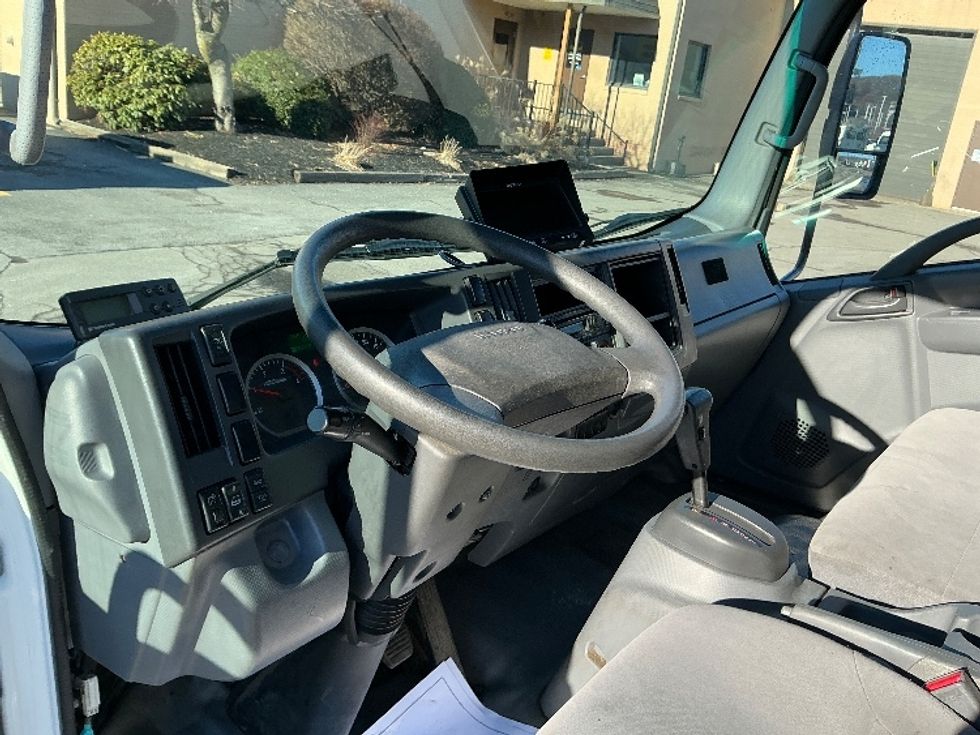 Refrigerated Truck-Light and Medium Duty Trucks-Isuzu-2021-NPRXD-Wilkes Barre-PA-209,223\n\t\tmiles-$ 31,250 - Image 17