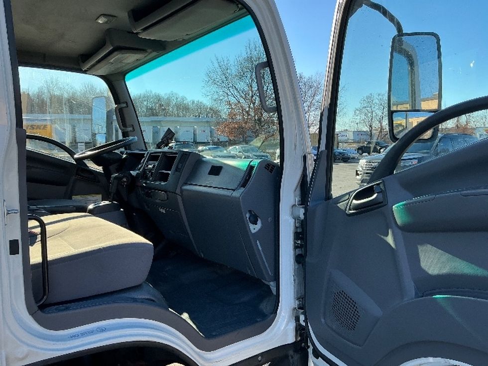 Refrigerated Truck-Light and Medium Duty Trucks-Isuzu-2021-NPRXD-Wilkes Barre-PA-209,223\n\t\tmiles-$ 31,250 - Image 20