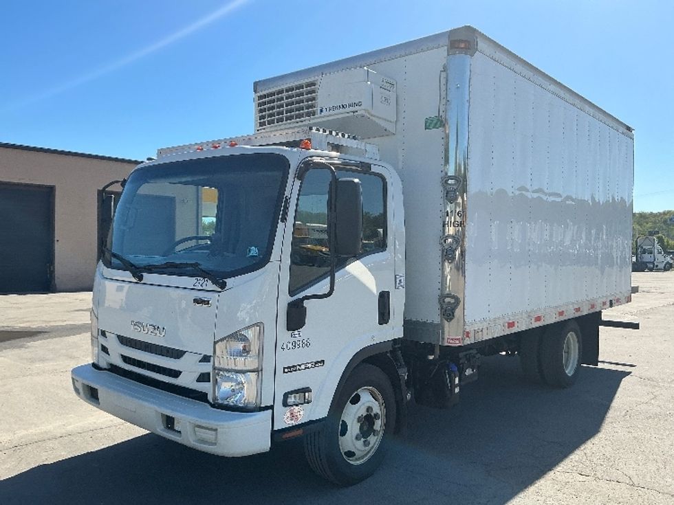 Refrigerated Truck-Light and Medium Duty Trucks-Isuzu-2021-NPRXD-Wilkes Barre-PA-209,754\n\t\tmiles-$ 31,250 - Image 3