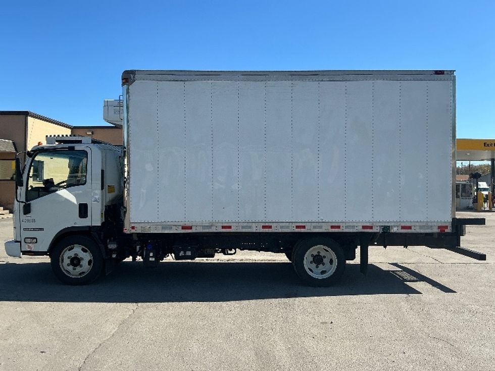Refrigerated Truck-Light and Medium Duty Trucks-Isuzu-2021-NPRXD-Wilkes Barre-PA-209,754\n\t\tmiles-$ 31,250 - Image 4