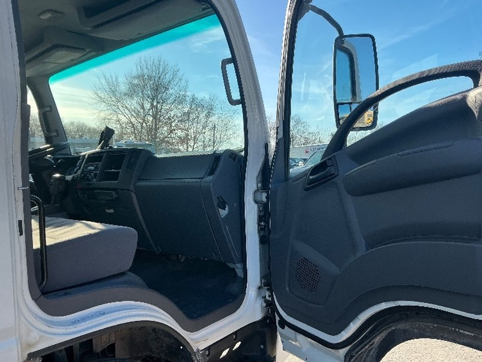 Refrigerated Truck-Light and Medium Duty Trucks-Isuzu-2021-NPRXD-Wilkes Barre-PA-210,155\n\t\tmiles-$ 31,000 - Image 20