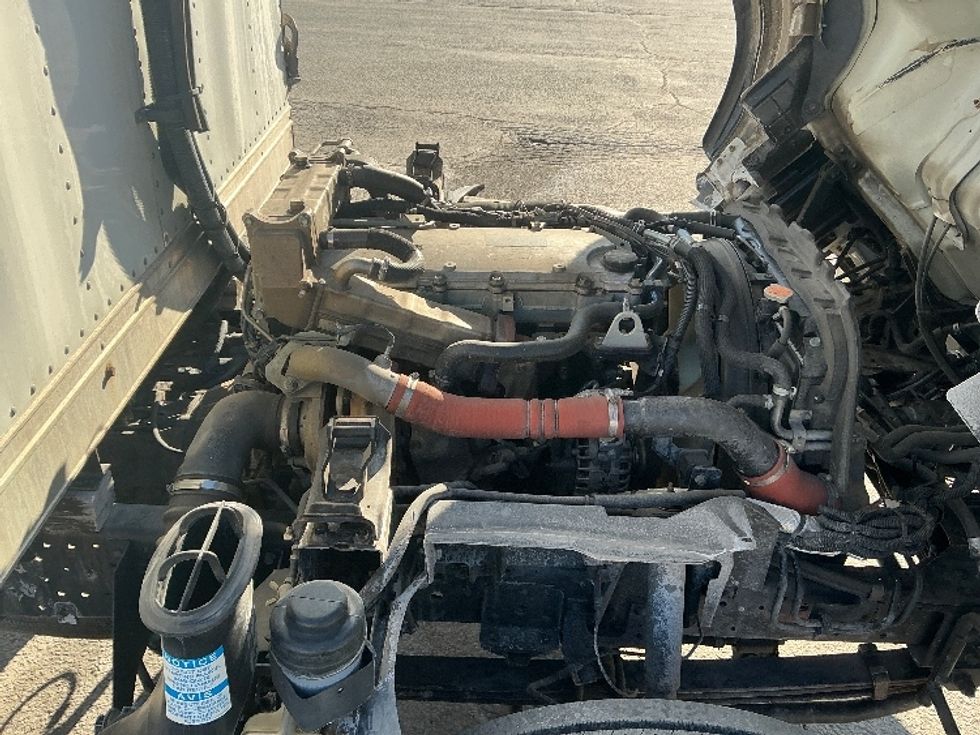 Refrigerated Truck-Light and Medium Duty Trucks-Isuzu-2021-NPRXD-Wilkes Barre-PA-210,155\n\t\tmiles-$ 31,000 - Image 23