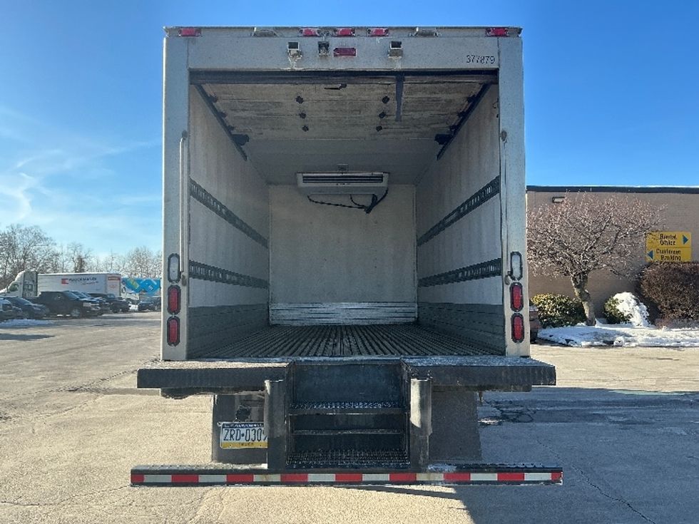 Refrigerated Truck-Light and Medium Duty Trucks-Isuzu-2021-NPRXD-Wilkes Barre-PA-210,155\n\t\tmiles-$ 31,000 - Image 9
