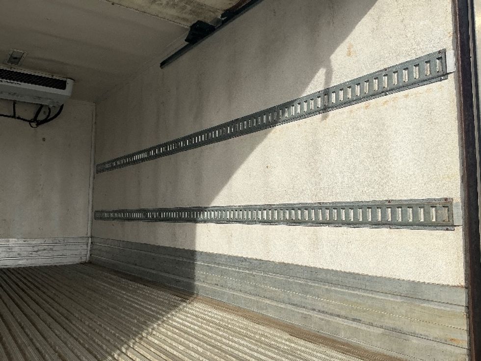 Refrigerated Truck-Light and Medium Duty Trucks-Isuzu-2021-NPRXD-Wilkes Barre-PA-216,240\n\t\tmiles-$ 32,000 - Image 12