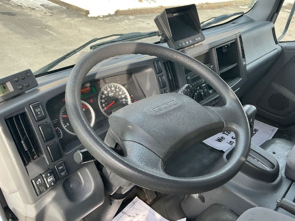 Refrigerated Truck-Light and Medium Duty Trucks-Isuzu-2021-NPRXD-Wilkes Barre-PA-216,240\n\t\tmiles-$ 32,000 - Image 17