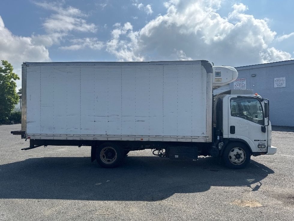 Refrigerated Truck-Light and Medium Duty Trucks-Isuzu-2021-NQR-Elmsford-NY-202,402\n\t\tmiles-$ 35,000 - Image 12